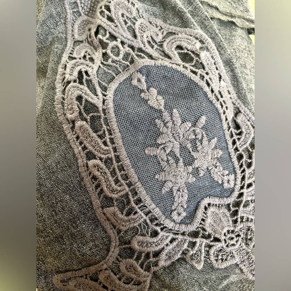 NWT L Blue Pretty Angel Lace Comfortable Versatile Tunic HTF RARE - Picture 6 of 9